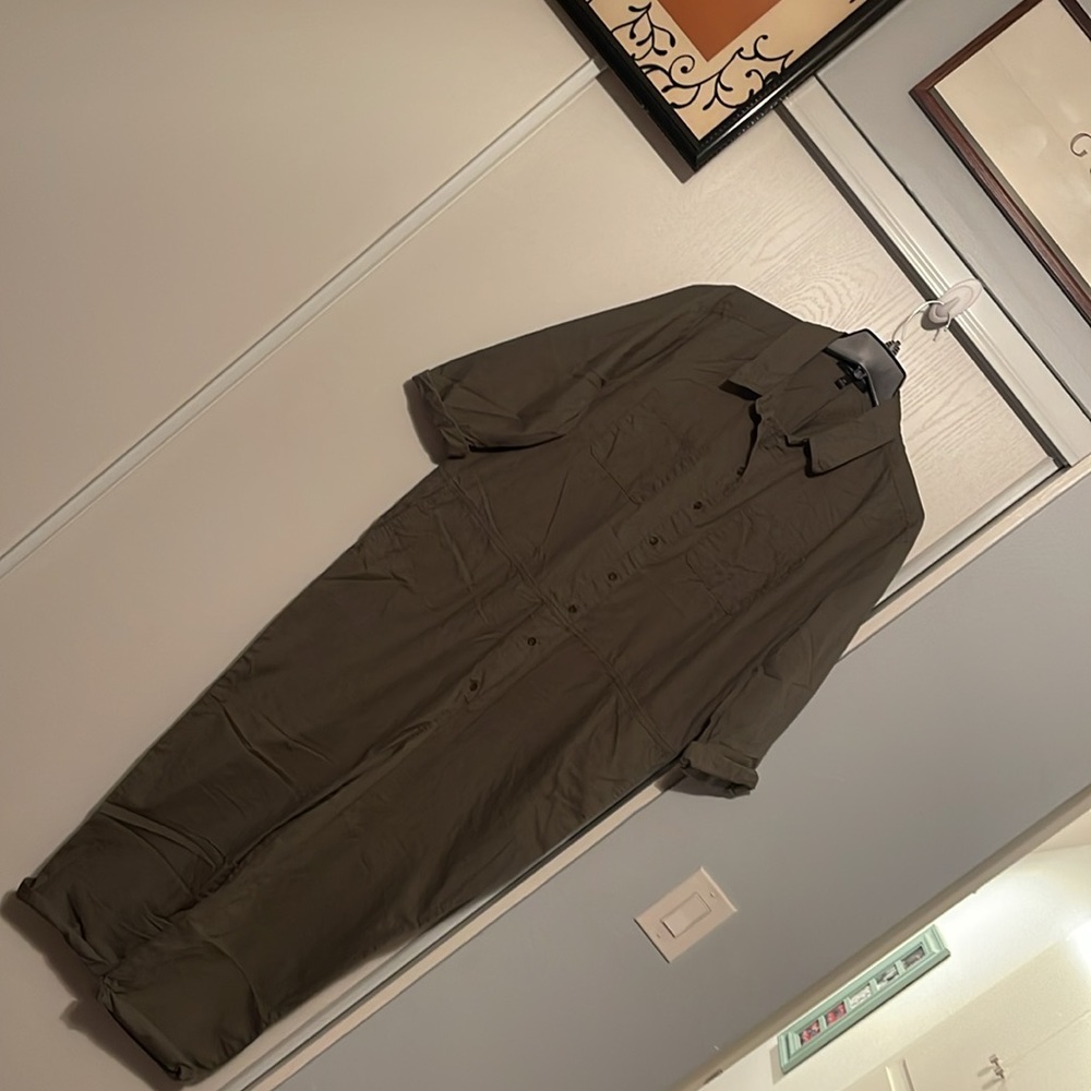 Gently used one time XL jumpsuit olive green great condition